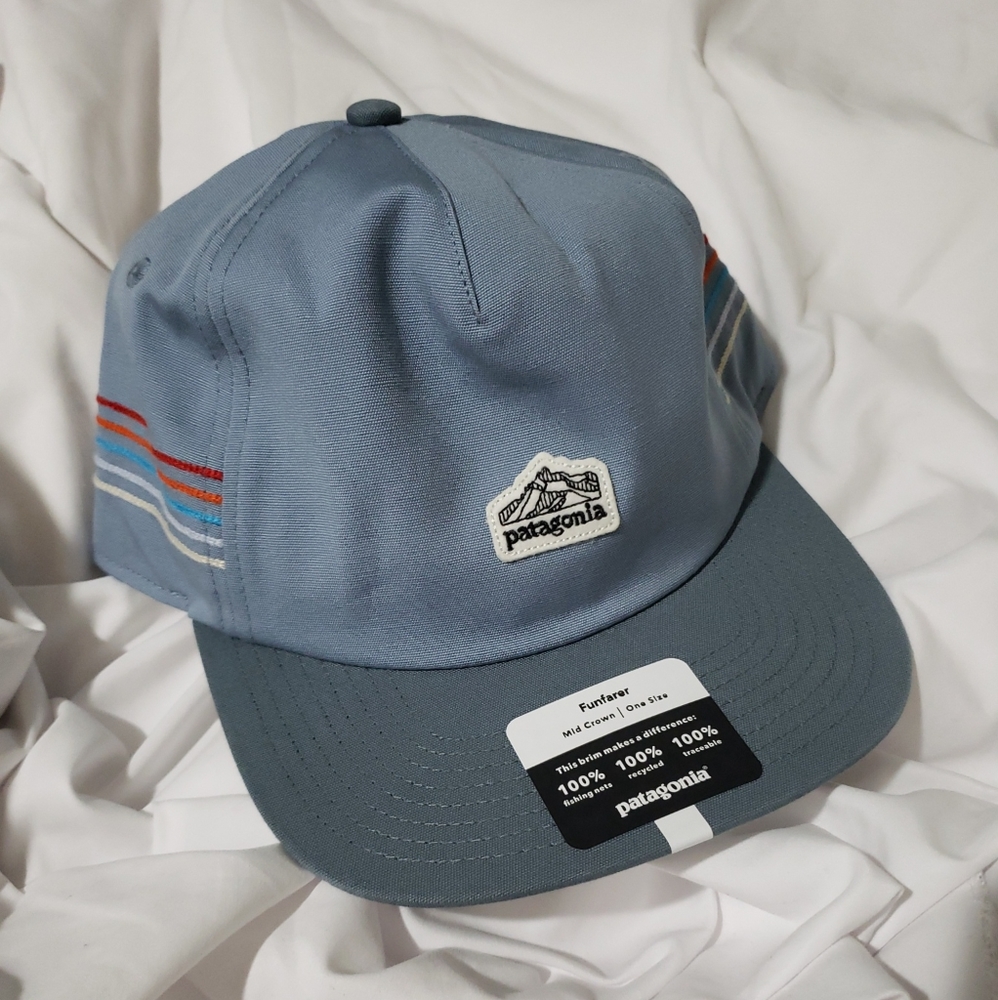 NWT Patagonia Funfarer Mid Crown Cap OS Line Logo Ridge Stripe Light Plume Grey